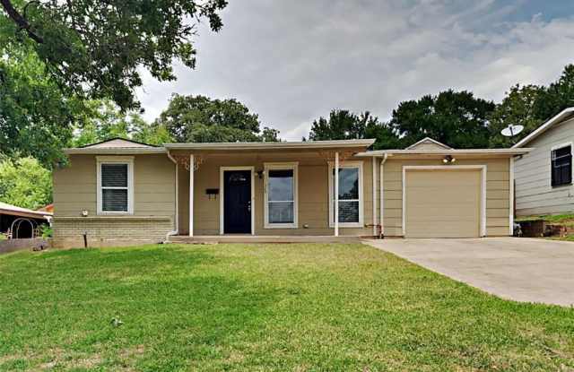 2320 Cass Street - 2320 Cass Street, Fort Worth, TX 76112