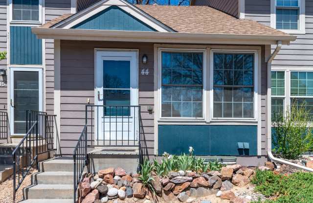 11590 Community Center Dr Gallery 1