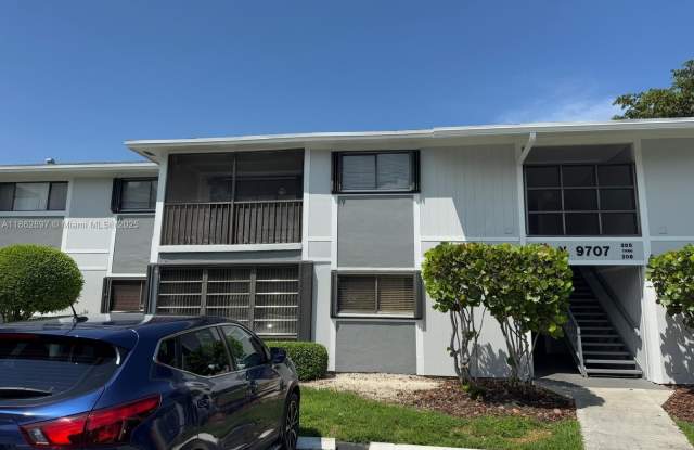 9707 Hammocks Blvd photos photos