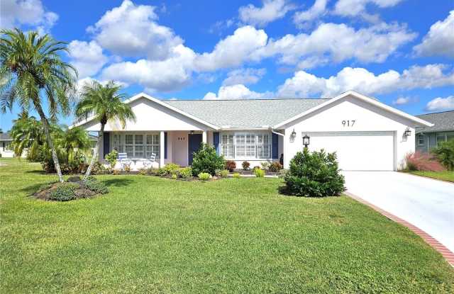 917 S GONDOLA DRIVE - 917 South Gondola Drive, Venice Gardens, FL 34293