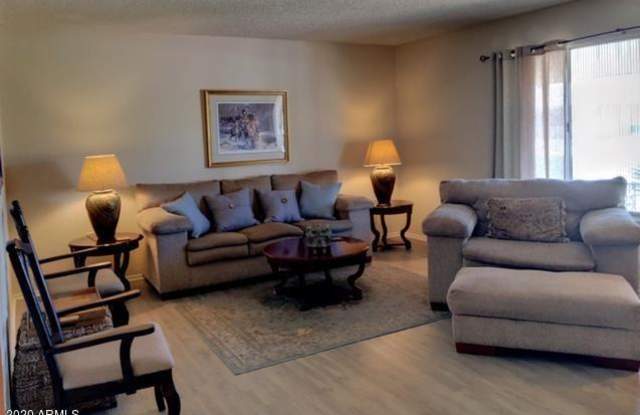 9617 W BRIARWOOD Circle N Gallery 3