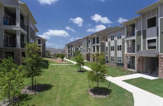 24442 U.S. Highway 281 North - 24442 U.S. Highway 281 North, Timberwood Park, TX 78258