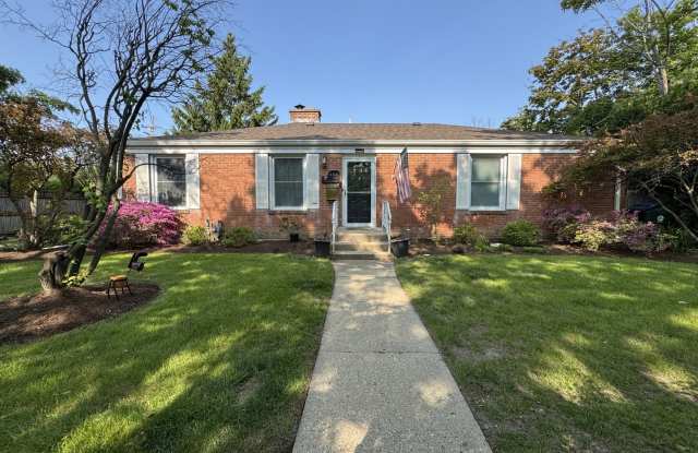 600 Garfield Avenue photos photos