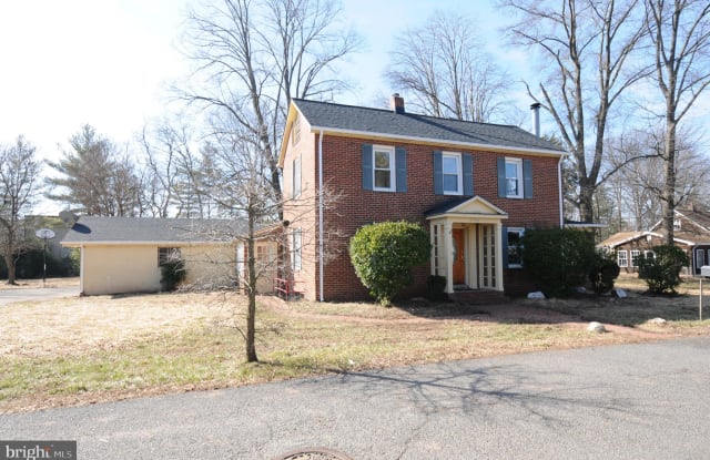 9118 WEIR PLACE - 9118 Weir Place, Manassas, VA 20110
