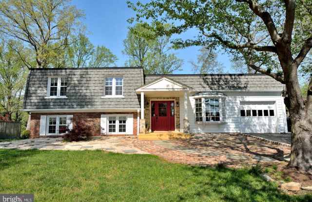 1909 TRUMPET COURT - 1909 Trumpet Court, Wolf Trap, VA 22182