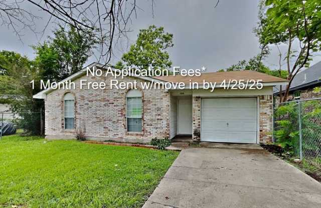 1208 South Medora Street - 1208 South Medora Street, Terrell, TX 75160