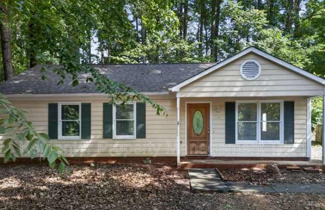 151 Laura Ave photos photos