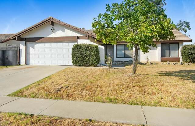 Coming Soon! North Rialto Single Story 3B and 2 Bath! photos photos