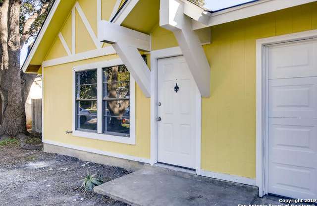 4818 Borchers Dr Gallery 2