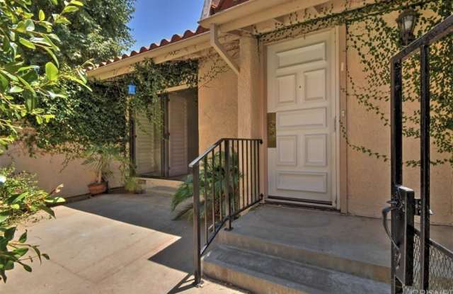 6221 Nita Avenue Gallery 2