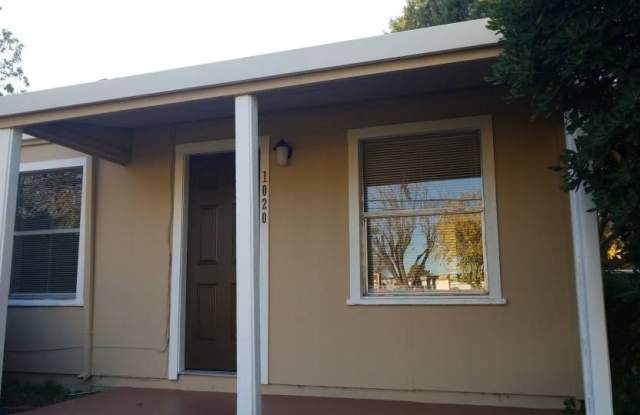 1018 MARKET ST photos photos