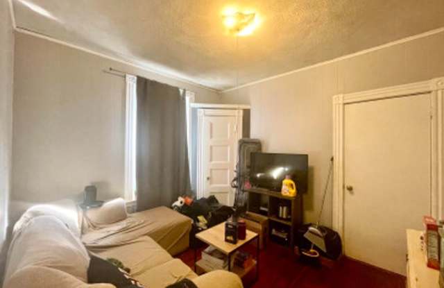 2 Bedroom Apartment - Brookline - 9/1 photos photos