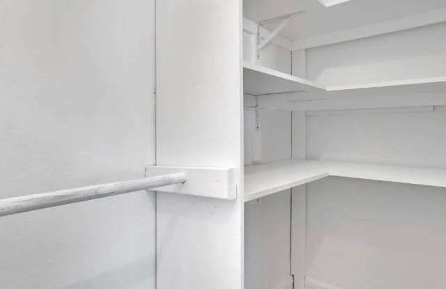 111 Columbus Pl photos photos