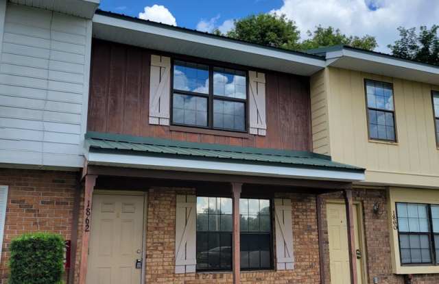 Two-Bedroom Townhouse with Views of County Park! photos photos Two-Bedroom Townhouse with Views of County Park! photos photos