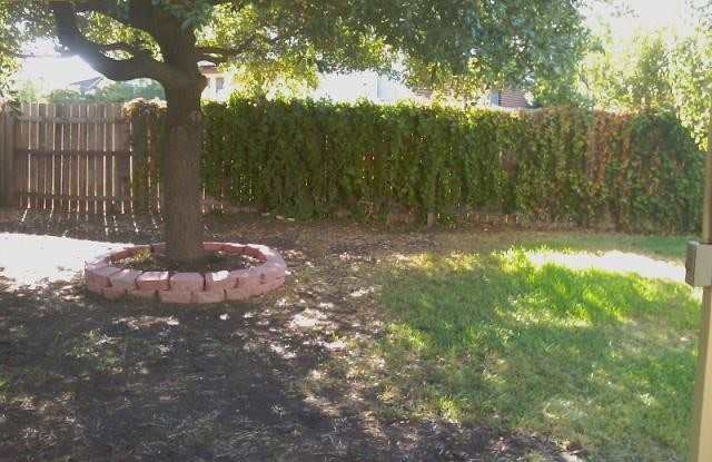 Beautiful 3/2.5/2 two story home! photos photos