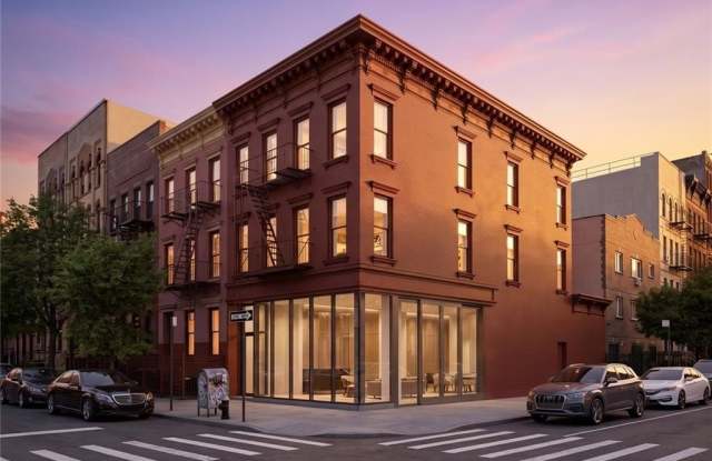 364 Hooper Street Gallery 1