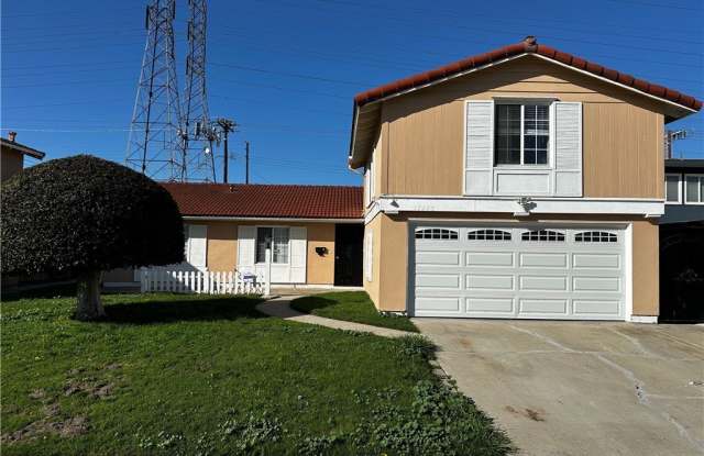 17475 Santa Lucia photos photos