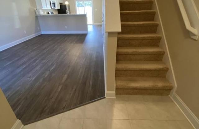 105 West Murrow Lane - 1 Gallery 4