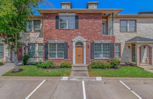 OCTOBER SUBLEASE Great 4 Bedroom 4 Bathroom Townhome at Gateway Villas Gallery 3