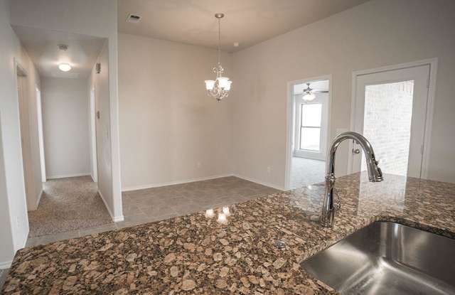 14303 Vernon Drive Gallery 4