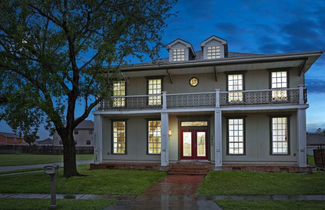 3820 Evangeline Ave photos photos