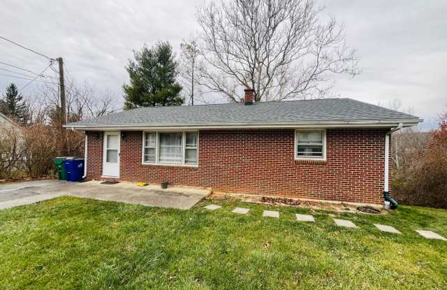 3 Bedroom, 1 Bath House photos photos