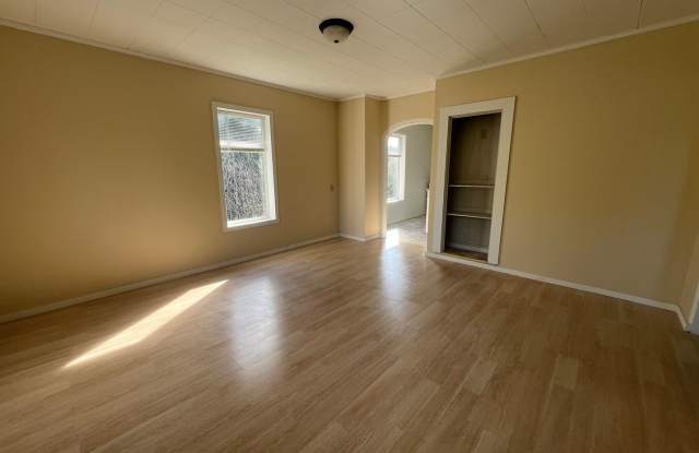 1407 Gallery 4