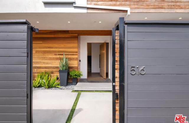 516 Vernon Ave photos photos