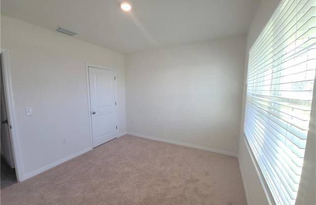 8509 BOWER BASS CIRCLE Gallery 2