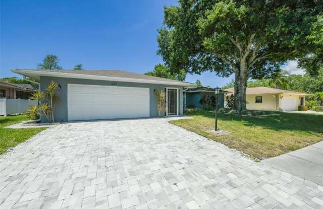 1625 BAY HILL Circle photos photos