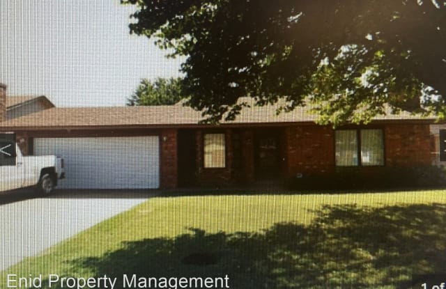 5209 Ridgeview - 5209 Ridgeview Avenue, Enid, OK 73703