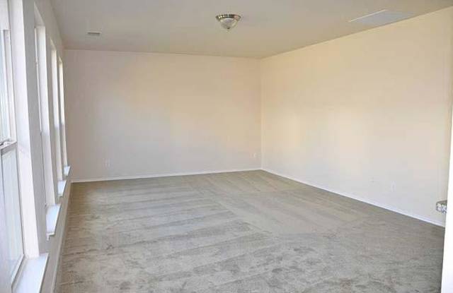 529 Twin Knoll Drive Gallery 4