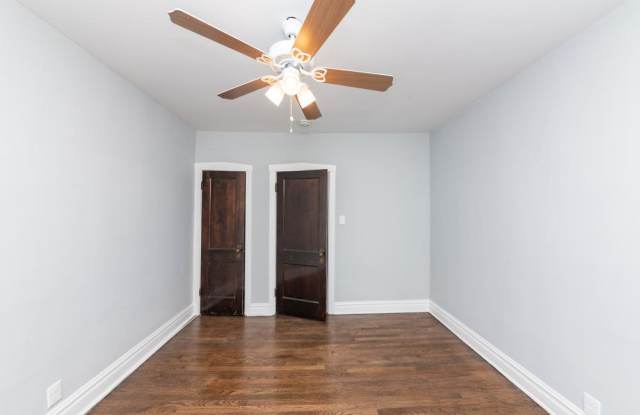 2514 W Belle Plaine Gallery 4