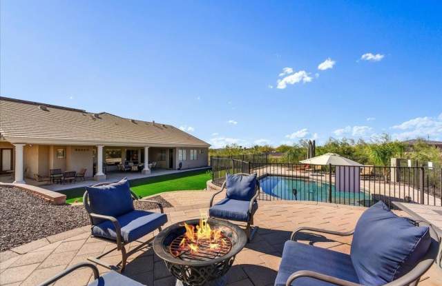 412 E Yearling Road Gallery 2