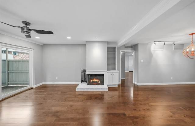 7806 Royal Ln - 7806 Royal Lane, Dallas, TX 75230