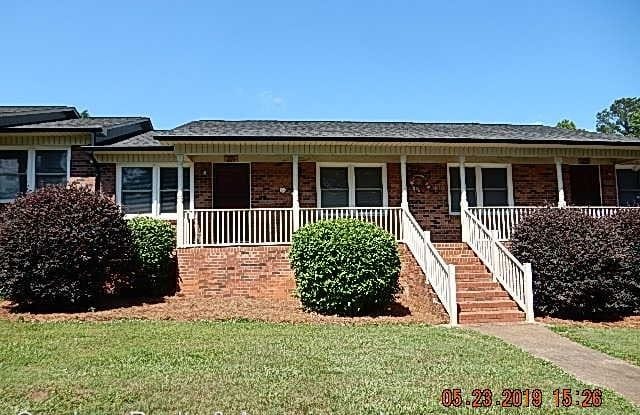 1627 Breezy Trail - 1627 Breezy Trail, Lincolnton, NC 28092