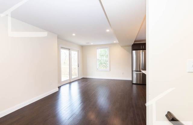 Brand new home in Waltham available for rent on 8/1/26 Gallery 3