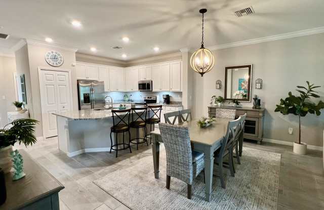 9184 Glenforest Drive Gallery 4