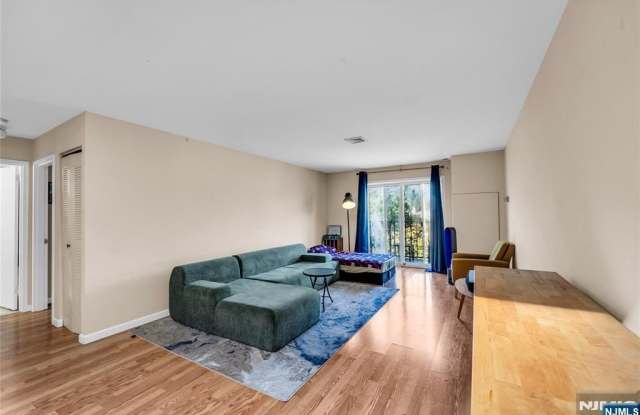 99 Teaneck Road 301 - 99 Teaneck Road, Ridgefield Park, NJ 07660