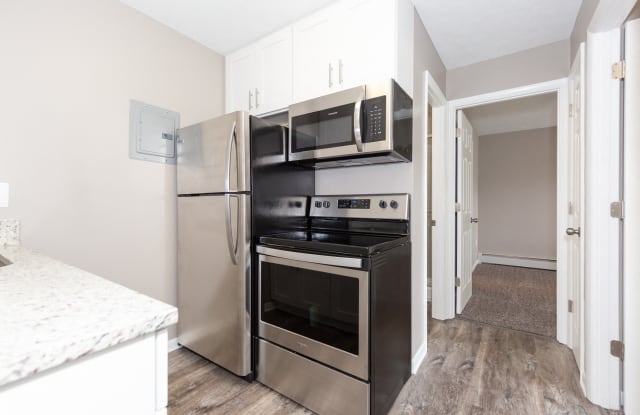 Beechmont Towers Apartments Gallery 3