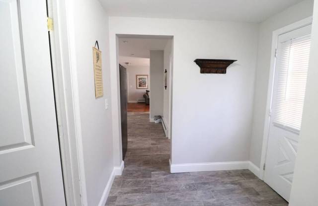 Four Bedroom Single-Family Home - 41 Adams Street, Hartford, CT 06112