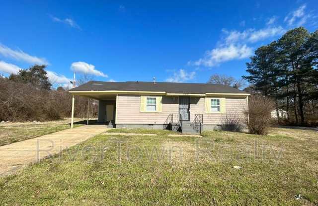 140 E Shelby Dr photos photos