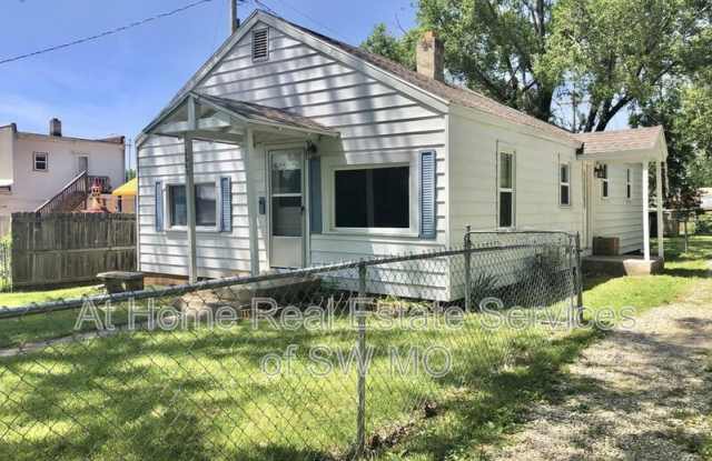2645 W Monroe photos photos