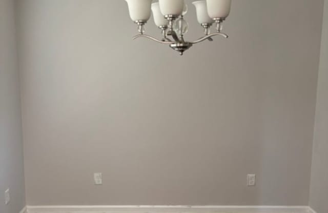 PRICE CHANGE - 5036 Reynolds Way Gallery 3