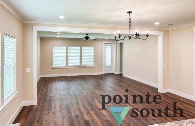 610 Fifth St Gallery 3