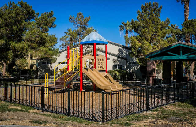 Newport Village Apartments Gallery 4