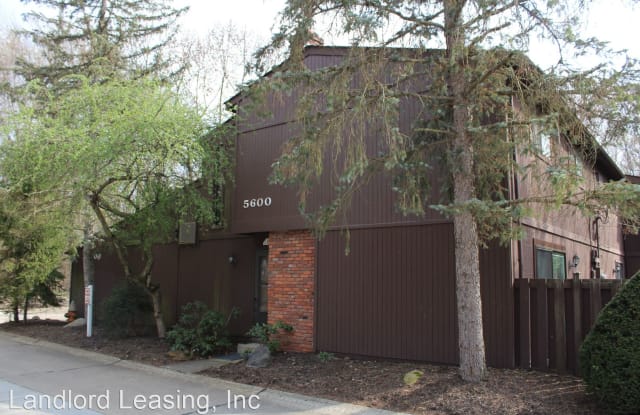 5600 Barton Road Unit 106 - 5600 Barton Road, North Olmsted, OH 44070