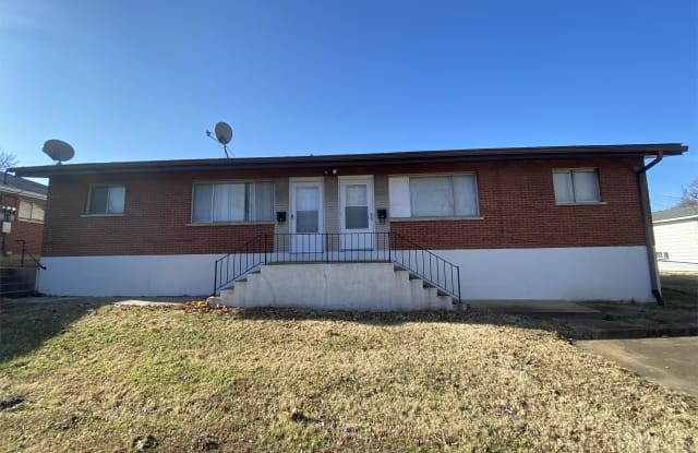 10010 Stimson Drive - C - 10010 Stimson Drive, Riverview, MO 63137