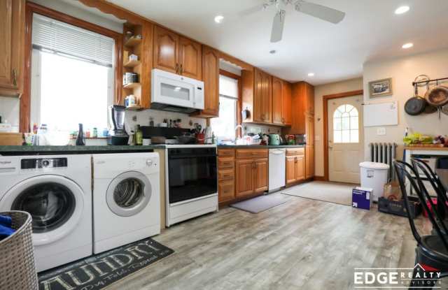 17 Falkland St. photos photos