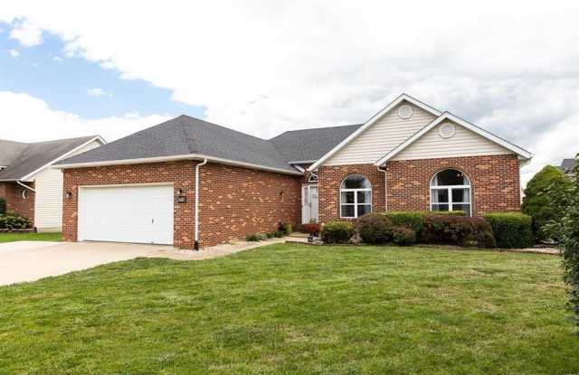 2728 LAKE LUCERNE Drive - 2728 Lake Lucerne Drive, Shiloh, IL 62221